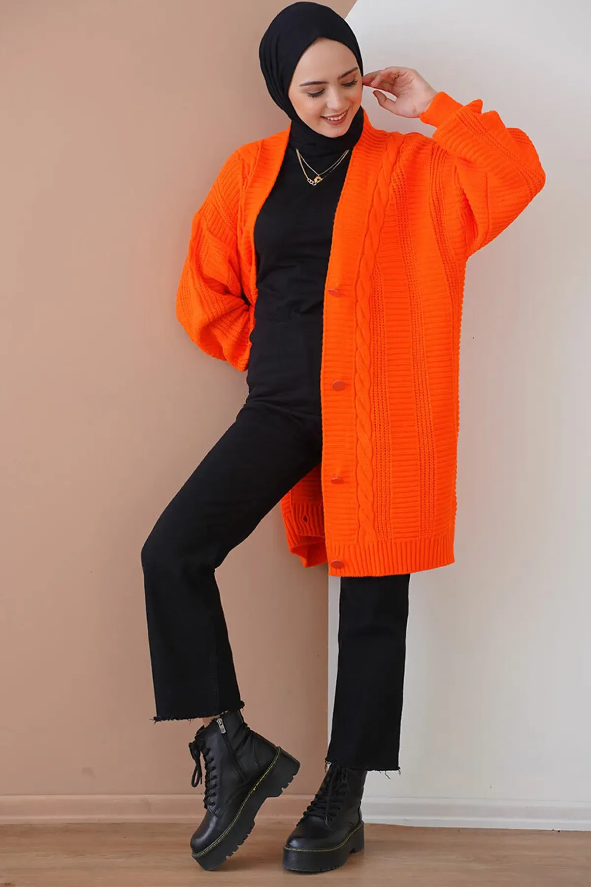 15768 Tesettür Triko Hırka - Turuncu