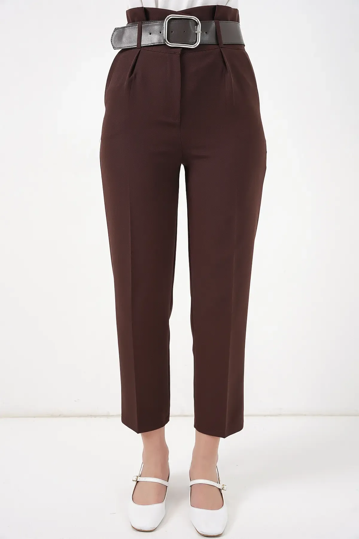 6556 Kemerli Kumaş Pantolon - Kahverengi