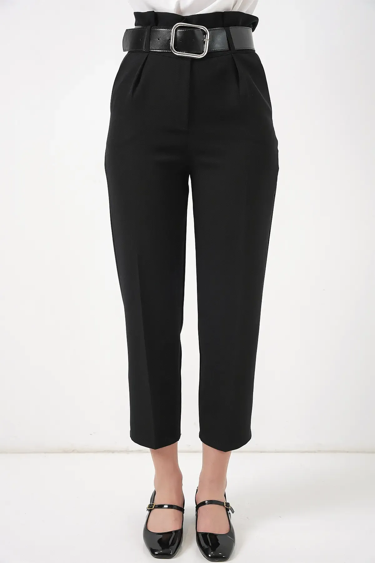 6556 Kemerli Kumaş Pantolon - Siyah