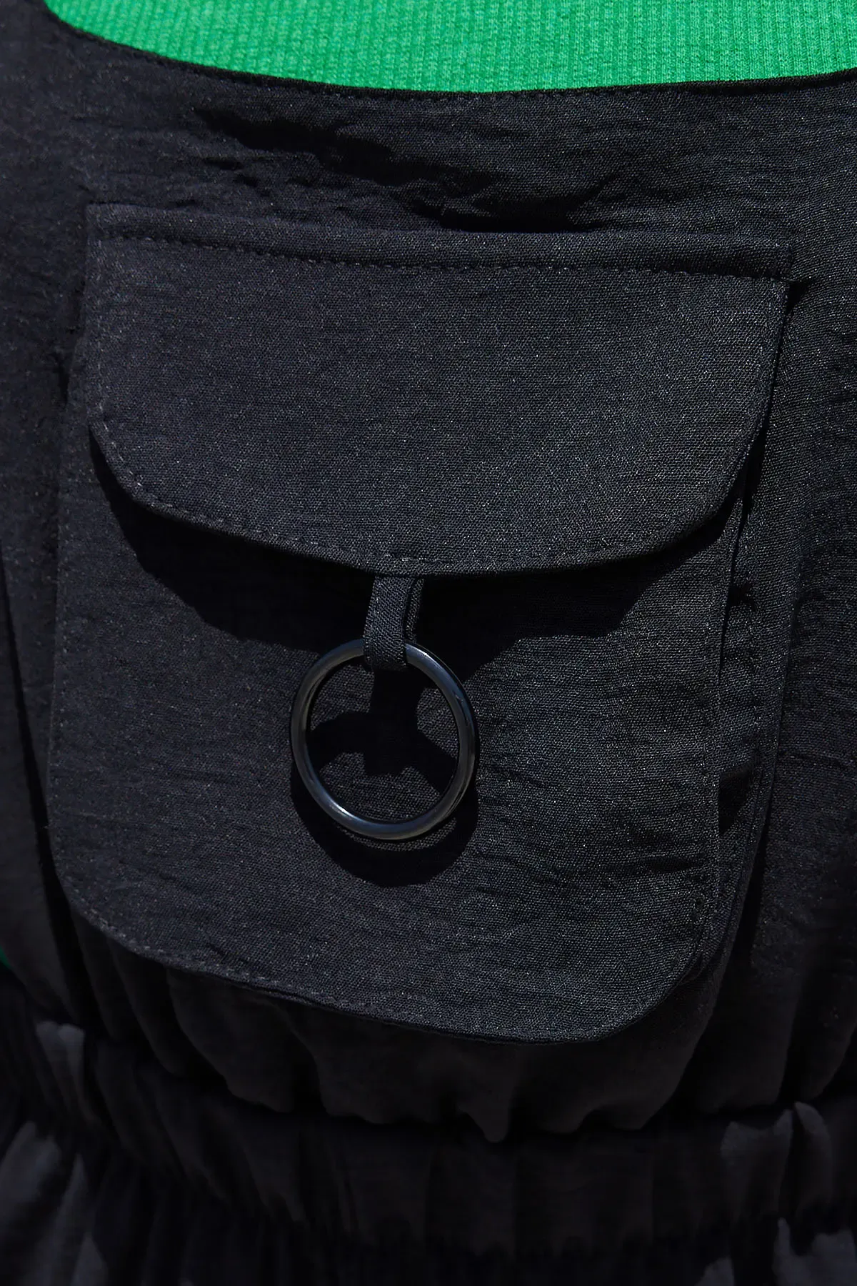 7023 Askılı Bahçıvan Tulum - Siyah