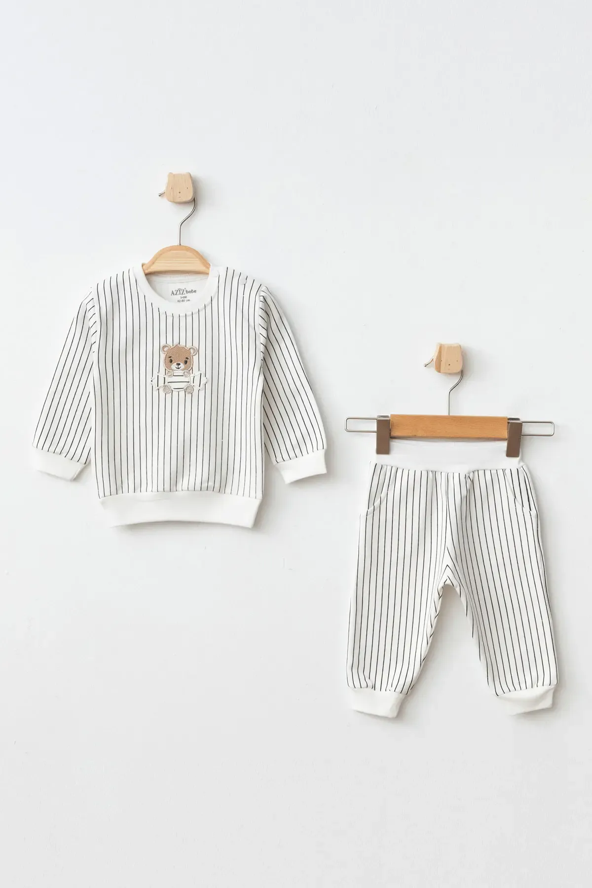 Erkek Bebek Ayı Nakışlı Sweatshirt Pantolon 2  li Alt Üst Bebek Takımı 3 Ay - 36 Ay