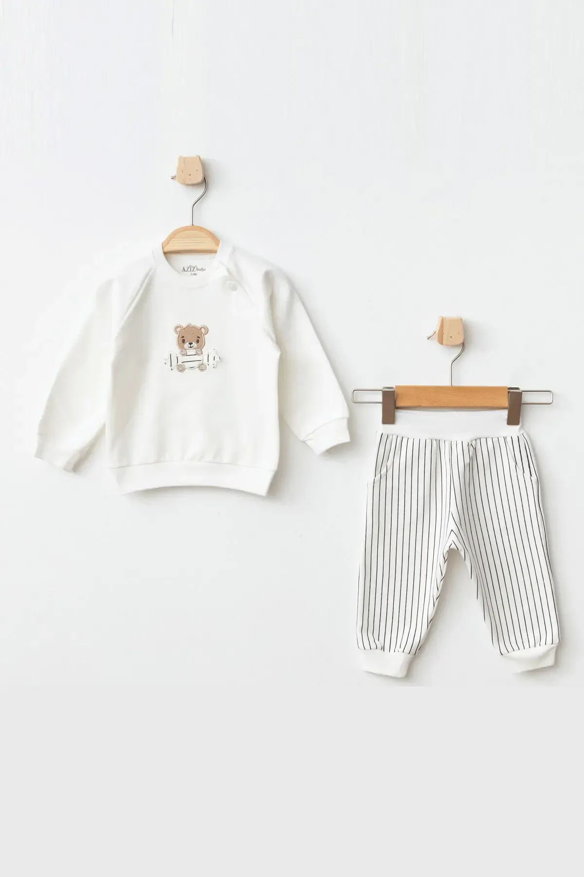 Erkek Bebek Ayı Nakışlı Sweatshirt Pantolon 2  li Alt Üst Bebek Takımı 3 Ay - 36 Ay