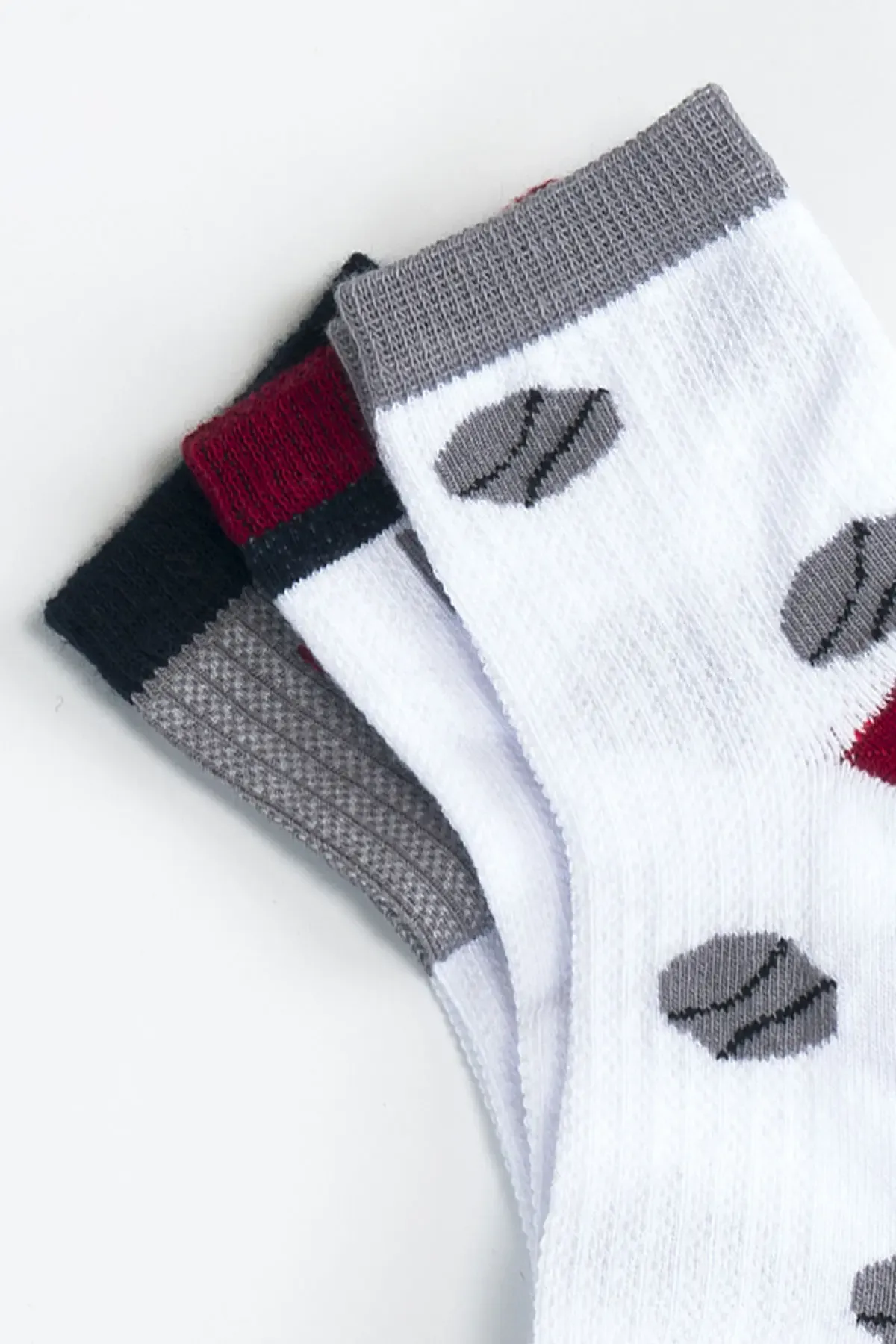 Erkek Çocuk Dikişsiz 3  lü Soket Çorap 3 Yaş - 6 yaş