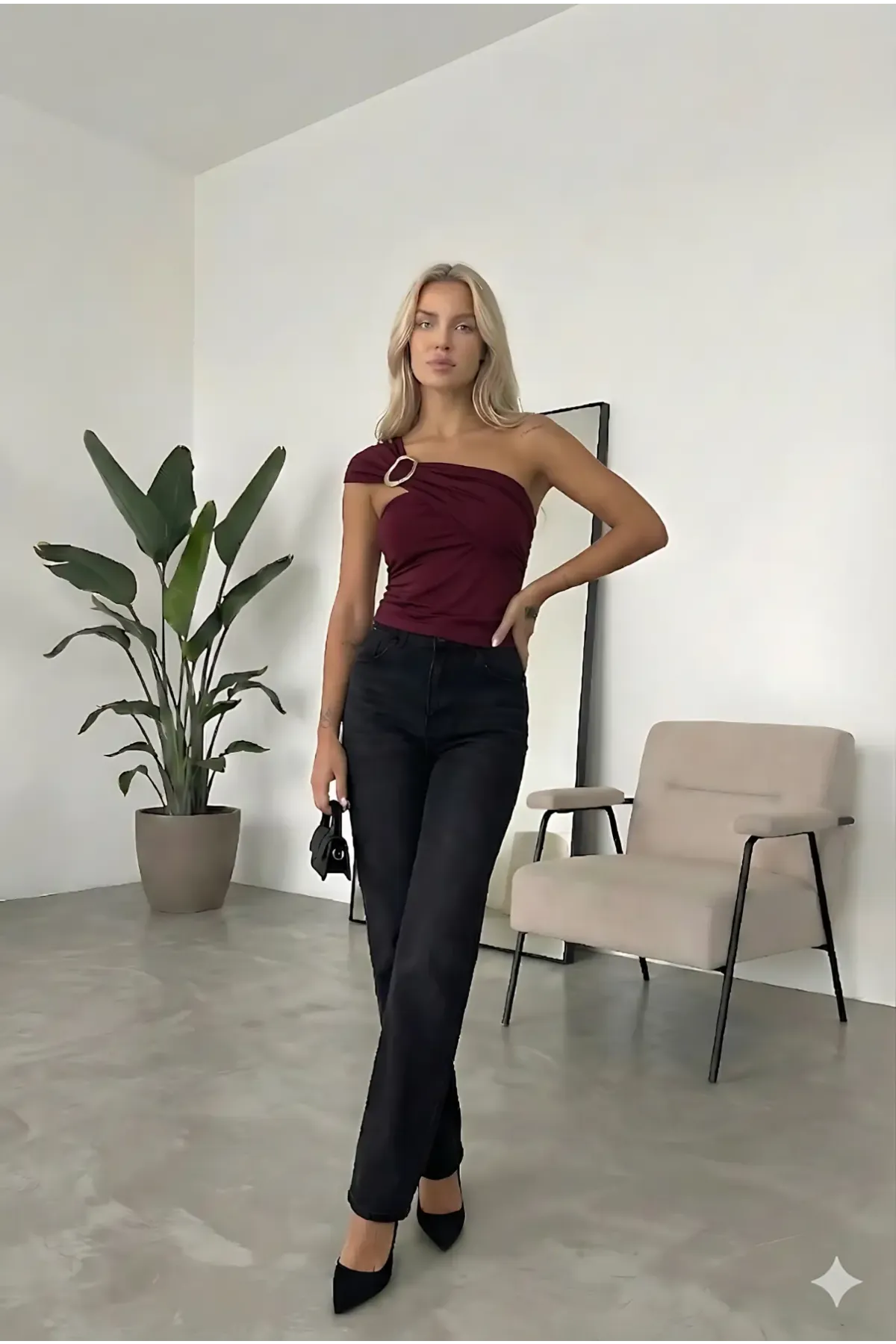 Kadın Bordo Gold Toka Detay Omuz Drape Detaylı Sandy Bluz HZL26W-FRY123741