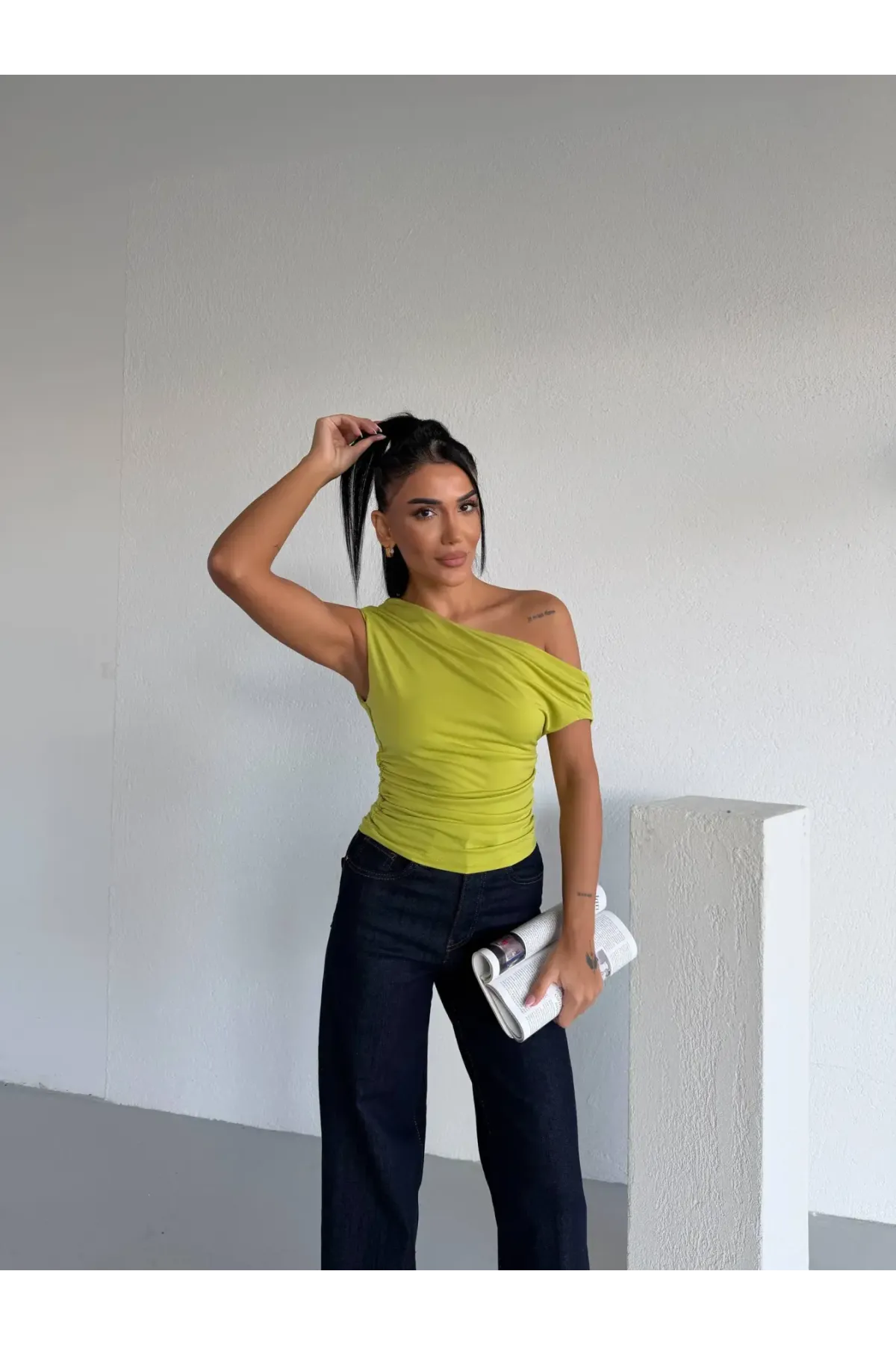 Kadın Fıstık Yeşil Yandan Drapeli Kayık Yaka Sandy Bluz HZL25S-FRY123201