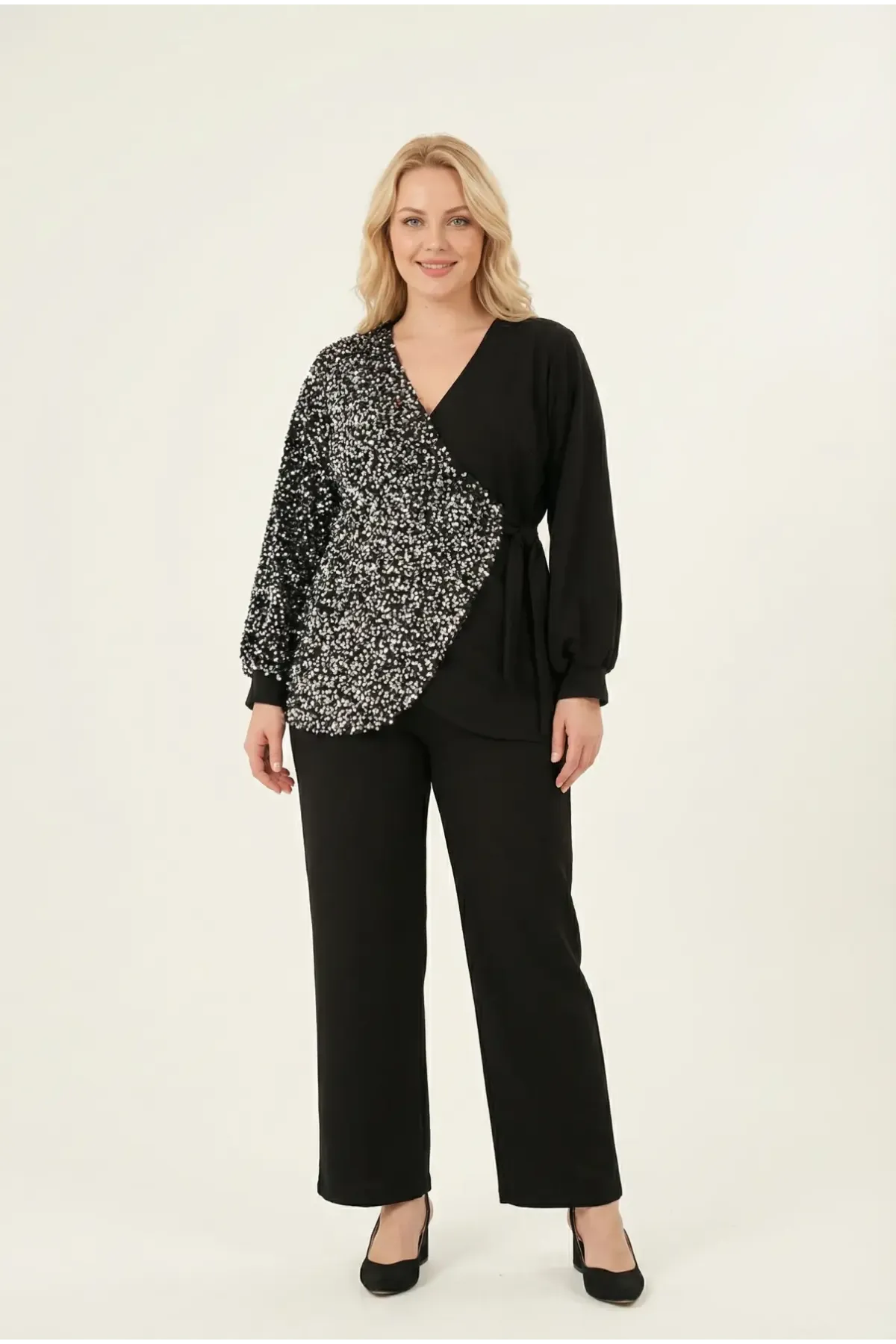 Kadın Gümüş Siyah Büyük Beden Payet Detaylı Pantolon Bluz Abiye Takım HZL26W-PR10011