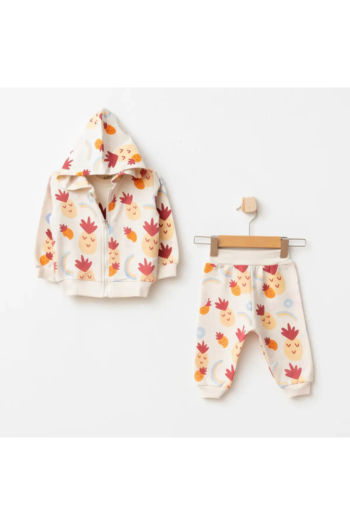 Kız Bebek Ananas Desenli Sweatshirt Pantolon T-shirt 3 lü Alt Üst Bebek Takımı 3Ay - 36Ay