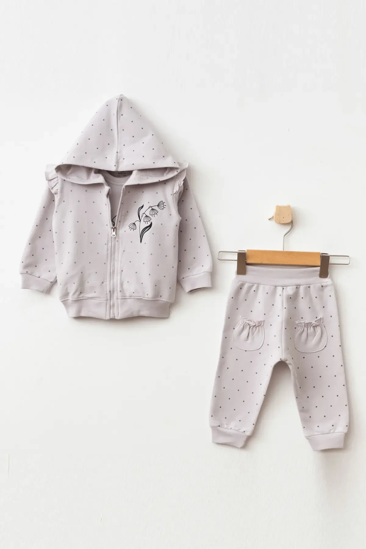 Kız Bebek Çiçek Desenli Sweatshirt Pantolon T-shirt 3 lü Alt Üst Bebek Takımı 3Ay - 36Ay