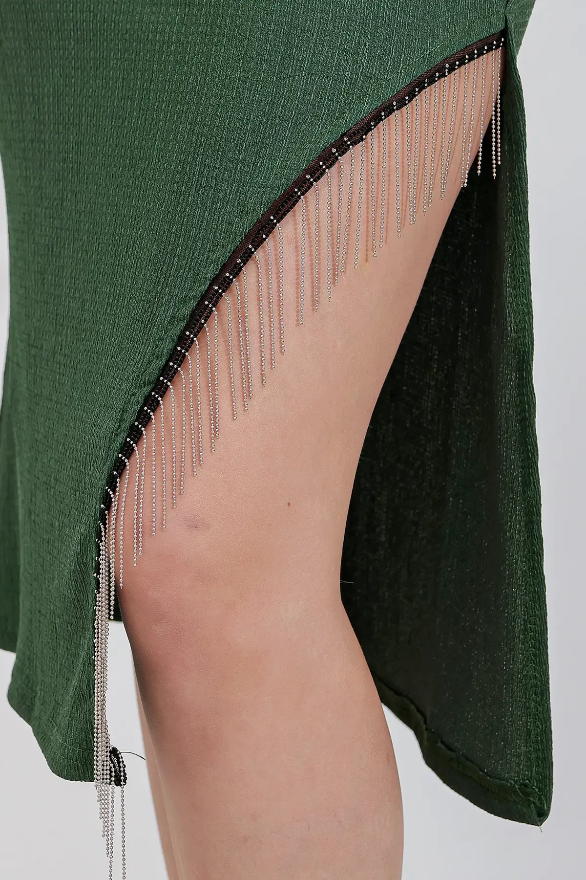 1890 Zincir Detaylı Etek - Zümrüt Yeşili