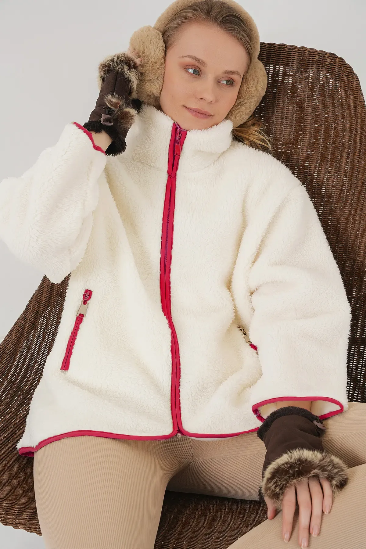 5211 Fermuarlı Peluş Mont - Kırmızı