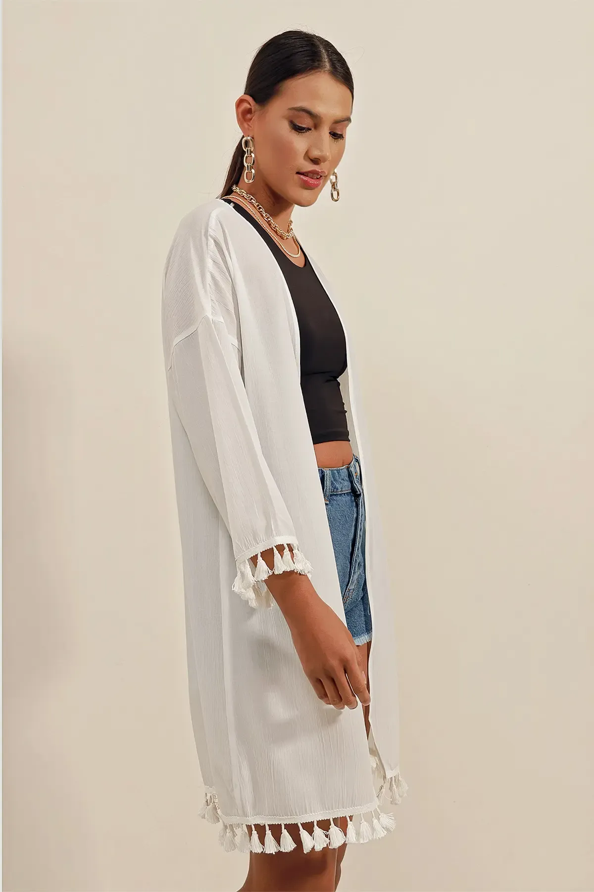 5833 Fırfırlı Kimono - Beyaz