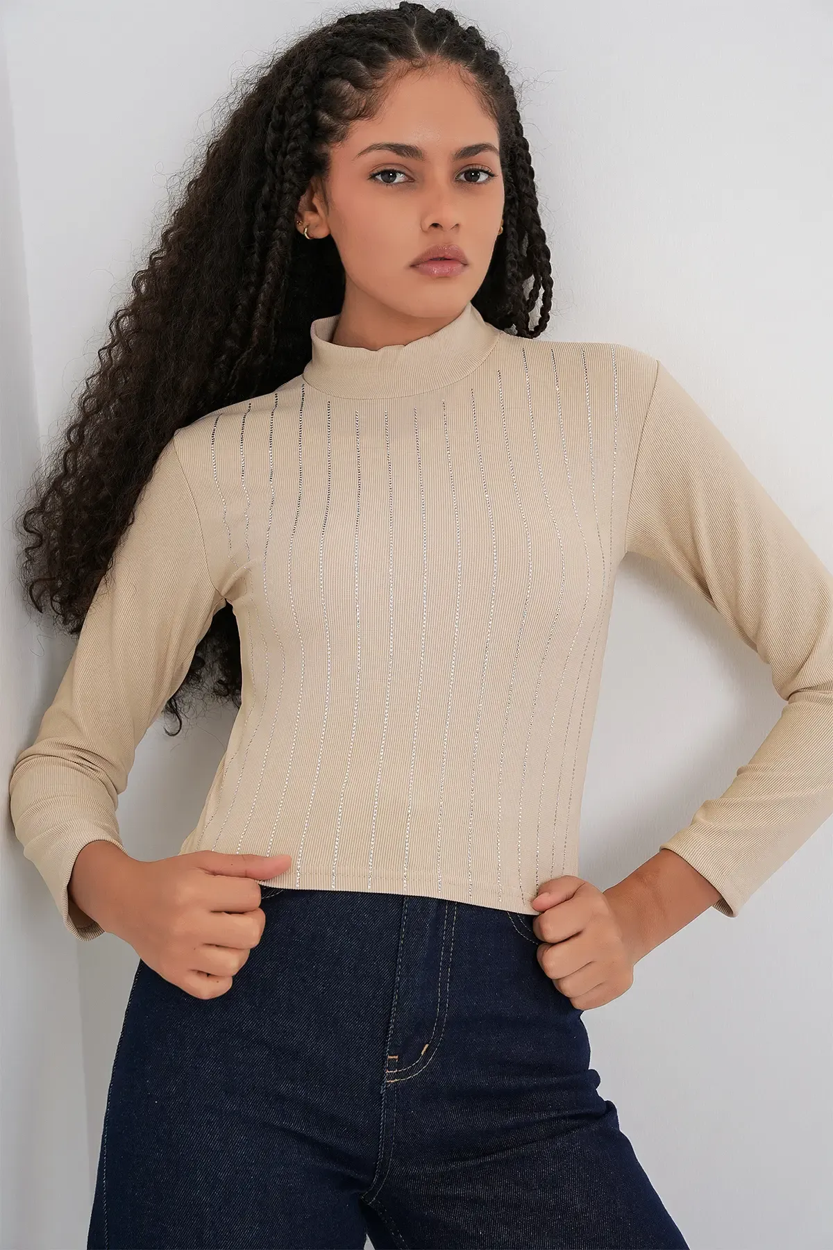 922 Taşlı Body - Bisküvi