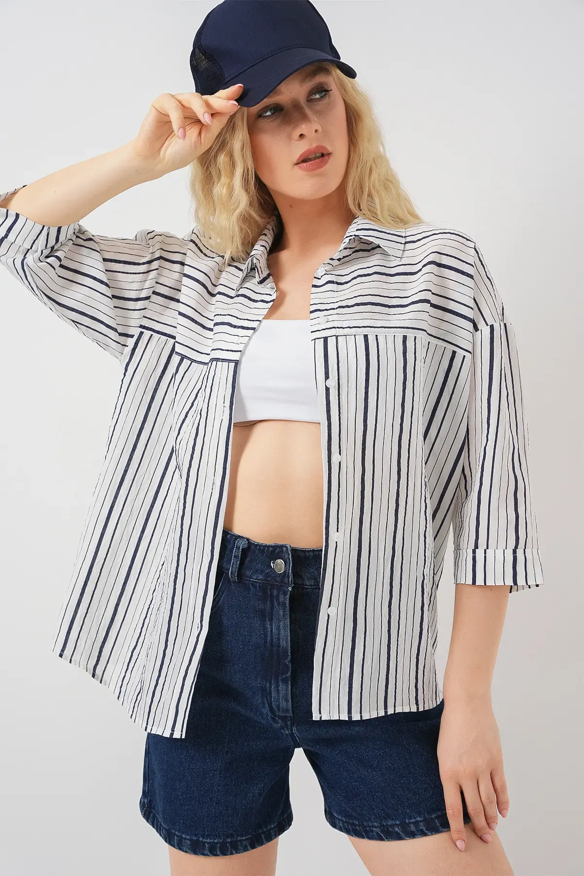 Kadın Çizgili Kısa Kol Gömlek 20344 - A.Lacivert