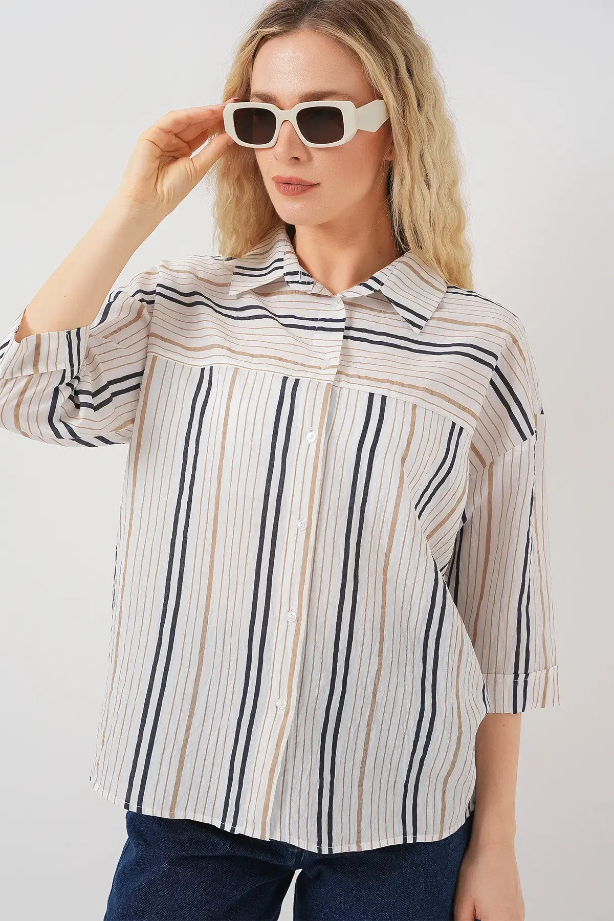 Kadın Çizgili Kısa Kol Gömlek 20344 - Bej