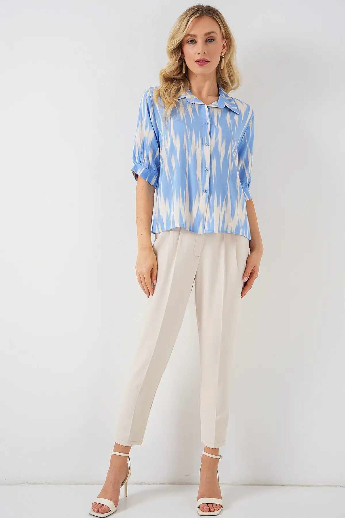 Kadın Desenli Kısa Kol Crop Gömlek 20337 - Mavi