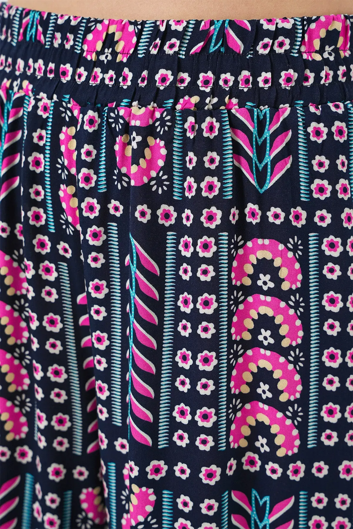 Kadın Desenli Viskon Pantolon 6749 - Lacivert