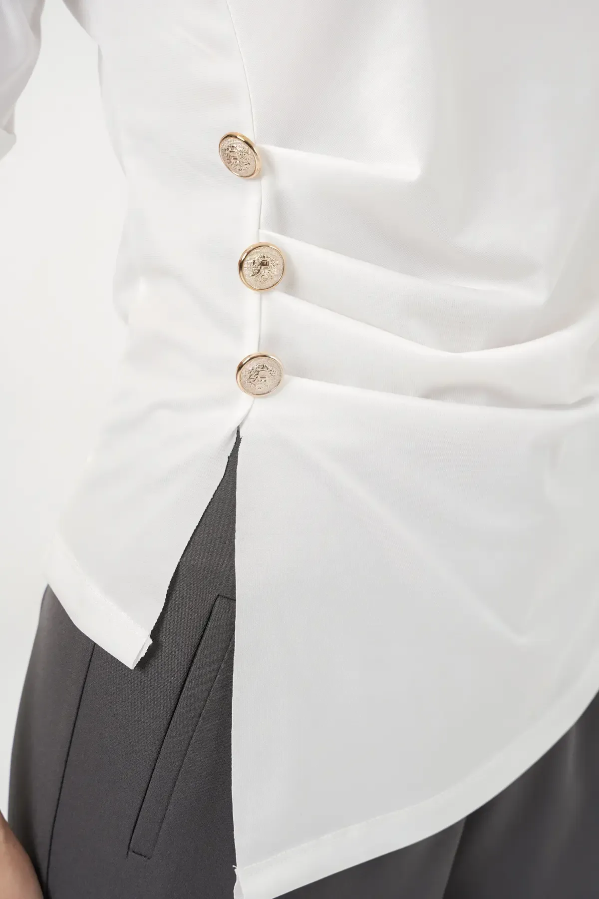 Kadın Düğme Detaylı Sandy Bluz 992 - Beyaz