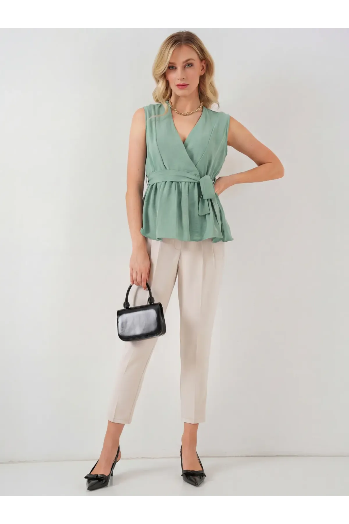 Kadın Kruvaze Yaka Kolsuz Bluz 966 - Çağla