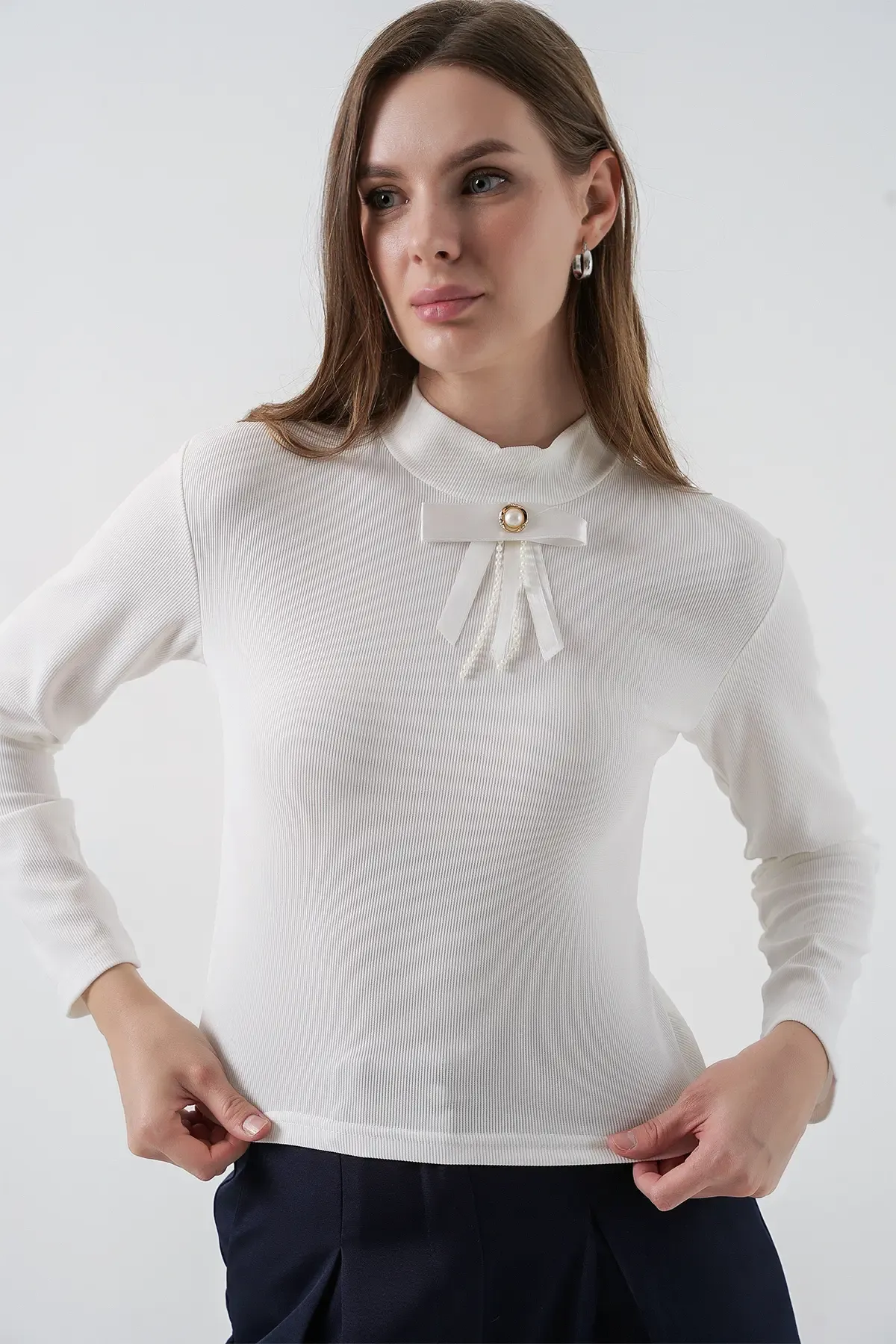 Kadın Kurdale Detay Uzun Kollu Bluz 977 - Beyaz