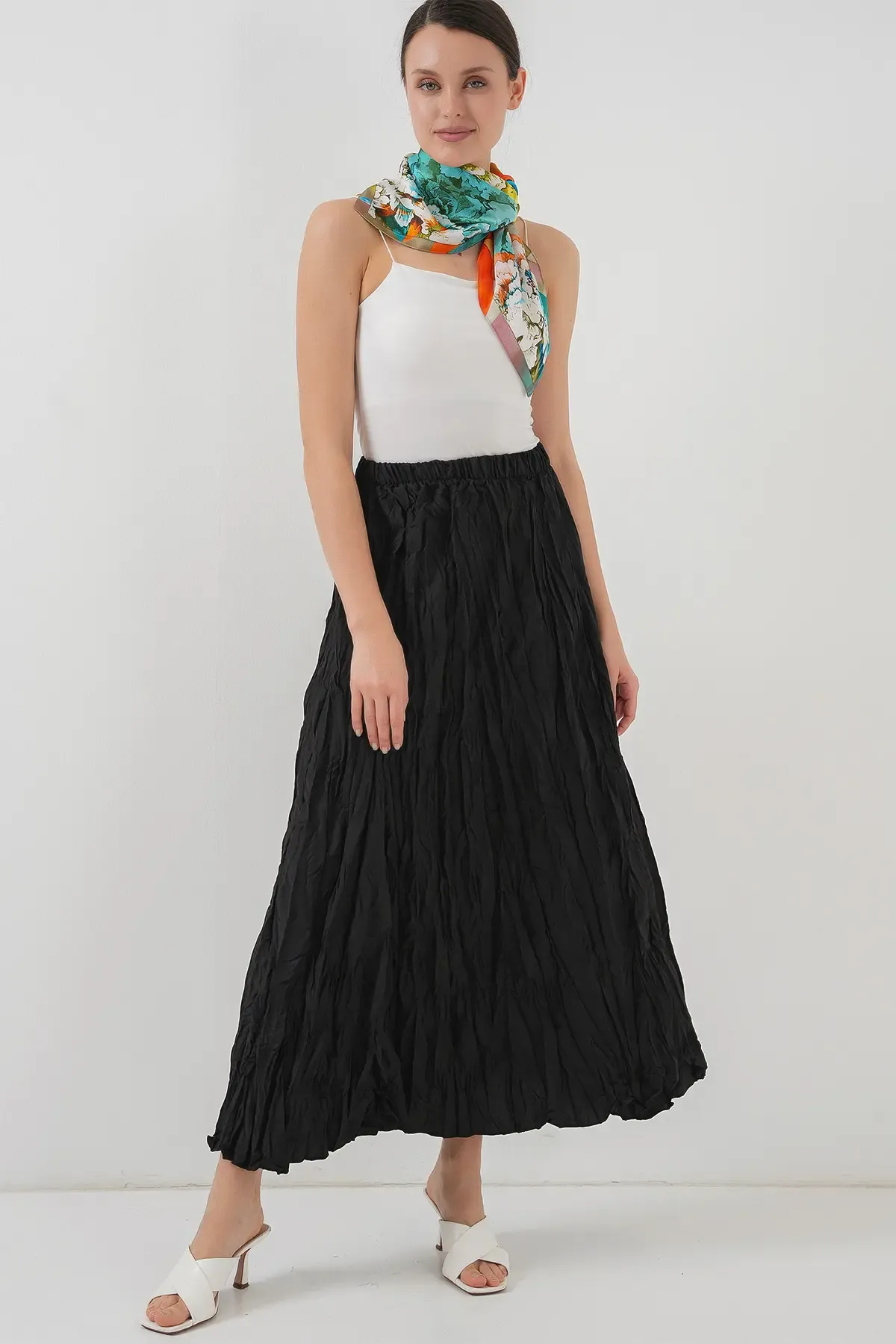 Kadın Uzun Kırışık Etek 8042 - Siyah