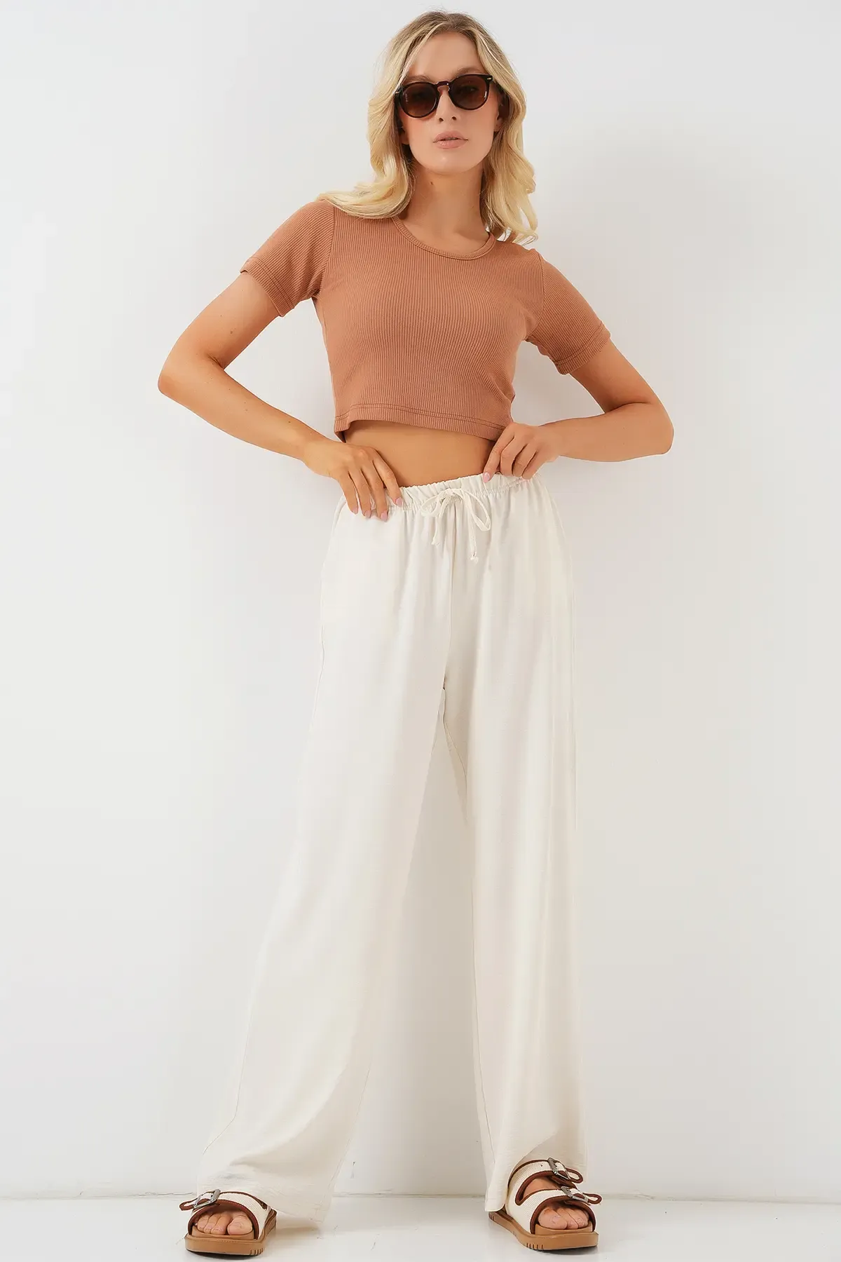 Kadın Yüksek Bel Bol Paça Pantolon - Krem