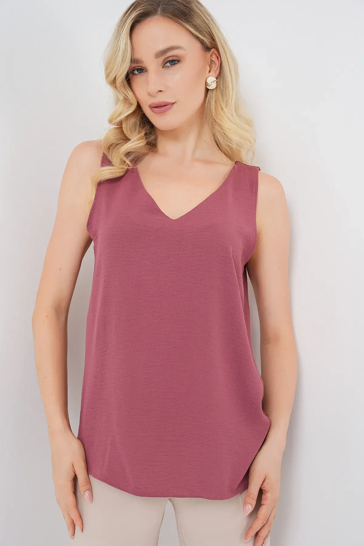 V Yaka Sıfır Kol Bluz 950 - D.Gül Kurusu