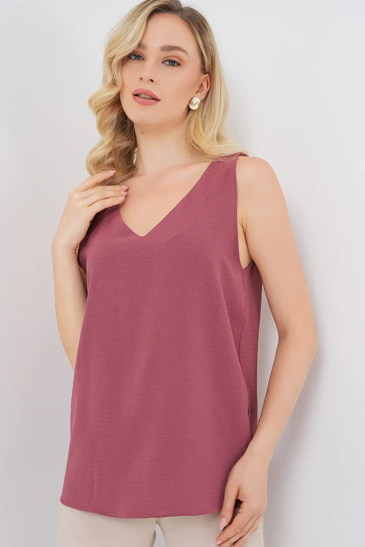 V Yaka Sıfır Kol Bluz 950 - D.Gül Kurusu