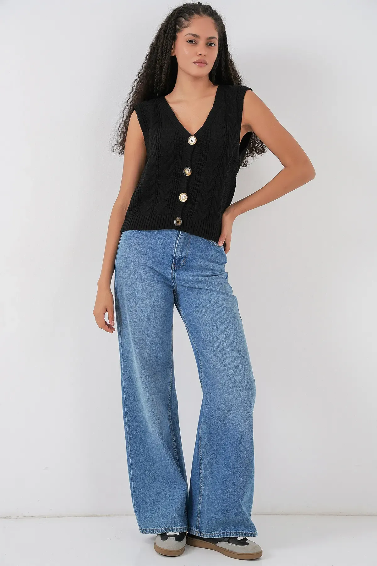 15882 Düğmeli Kısa Triko Yelek - Siyah