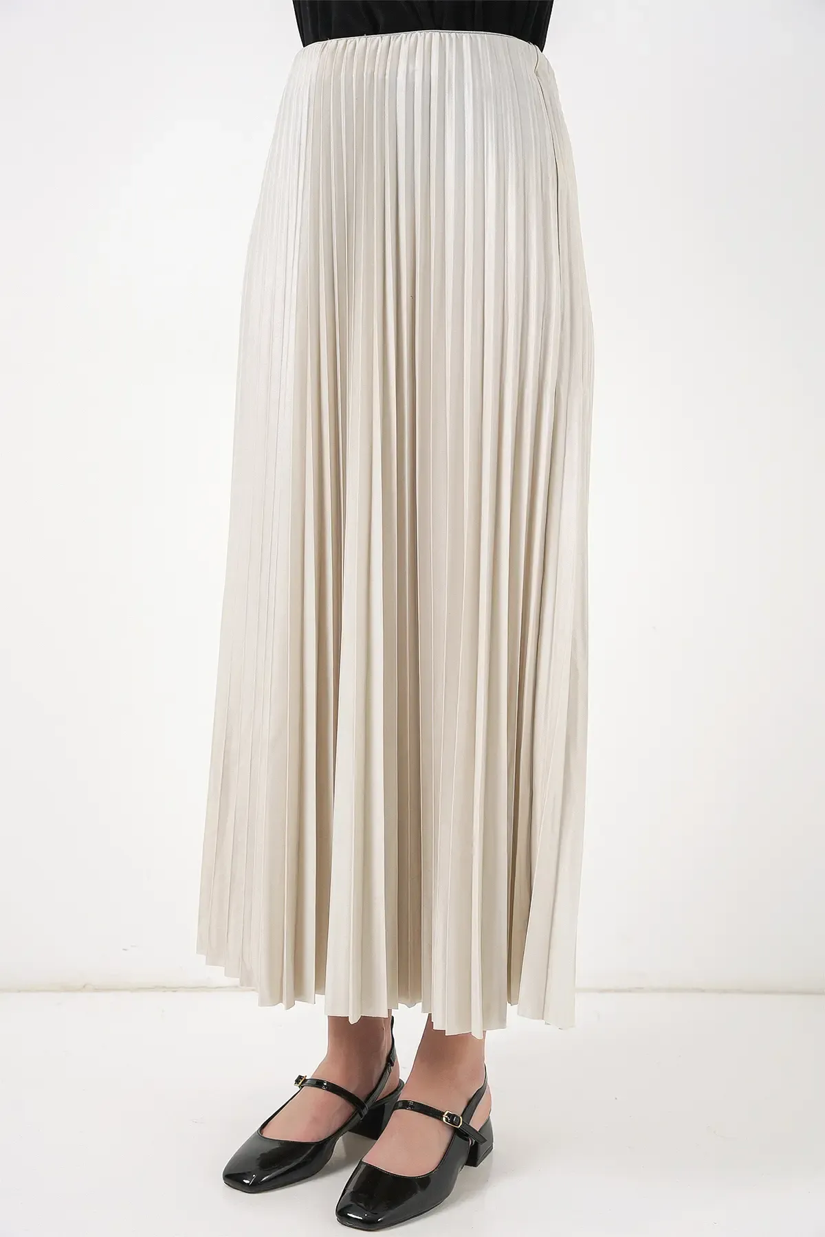 8009 Deri Görünümlü Piliseli Etek - Krem