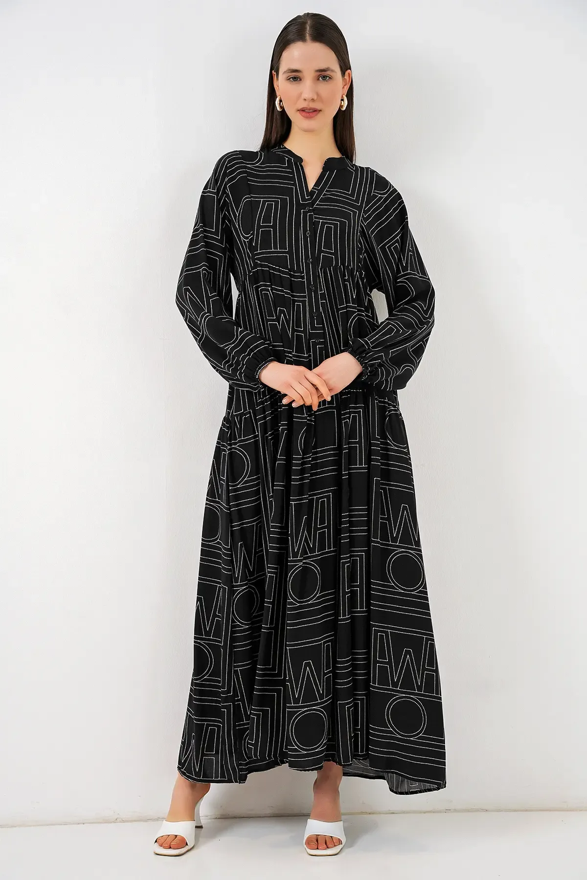 Kadın Desenli Uzun Tesettür Elbise 2585 - Siyah10