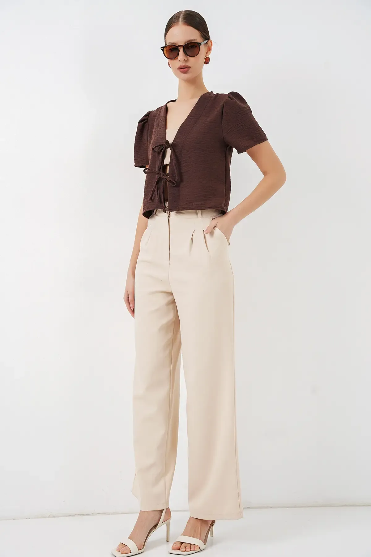 Kadın Kısa Kol Crop Bluz 958 - Kahverengi