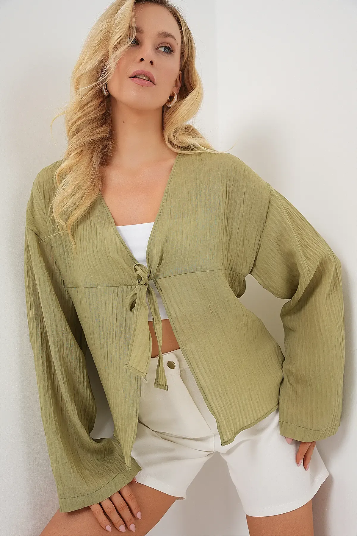 Kadın Önü Bağcıklı Bluz 952 - Çağla