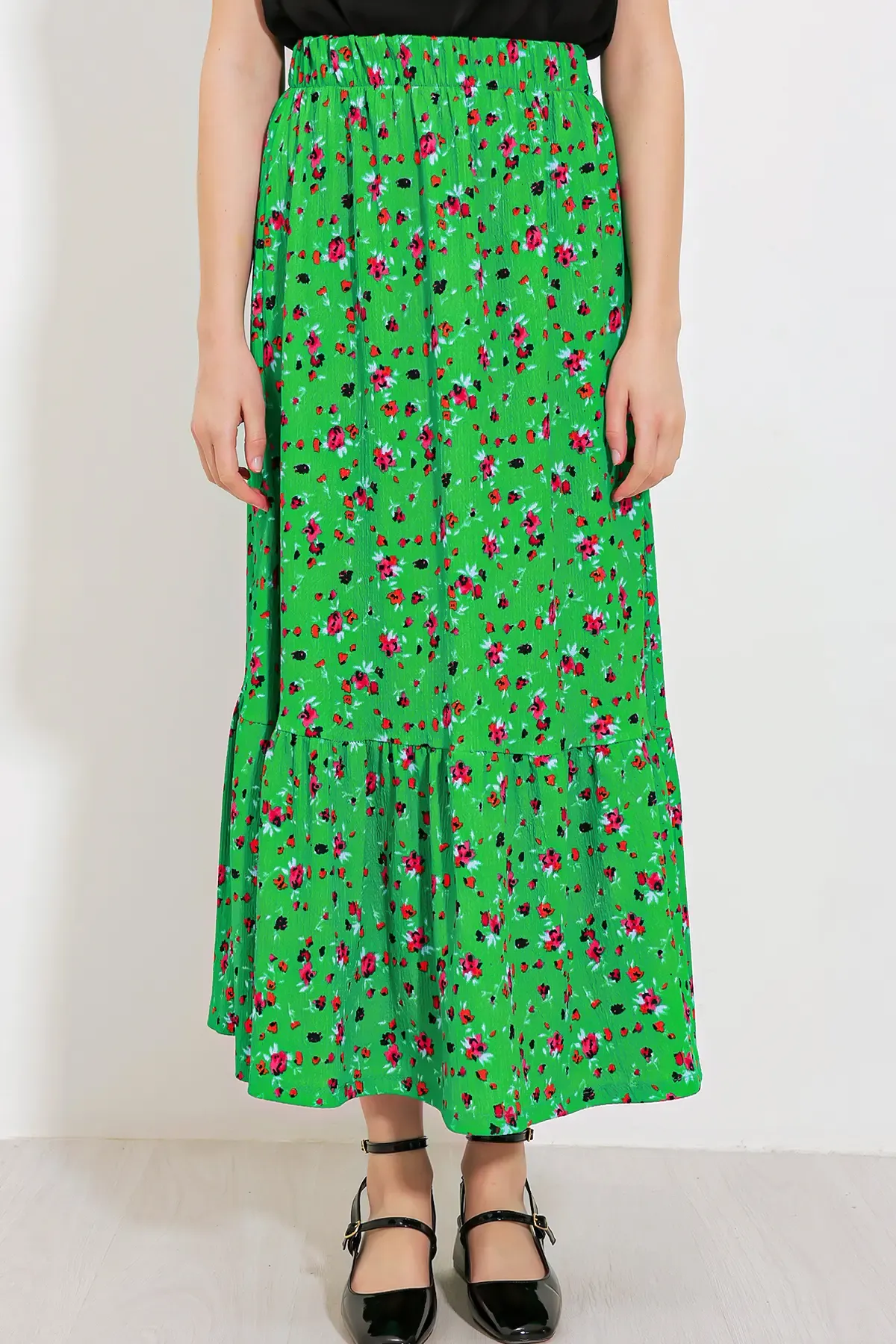 Kadın Yeşil Çiçek Desenli Uzun Örme Etek 1886