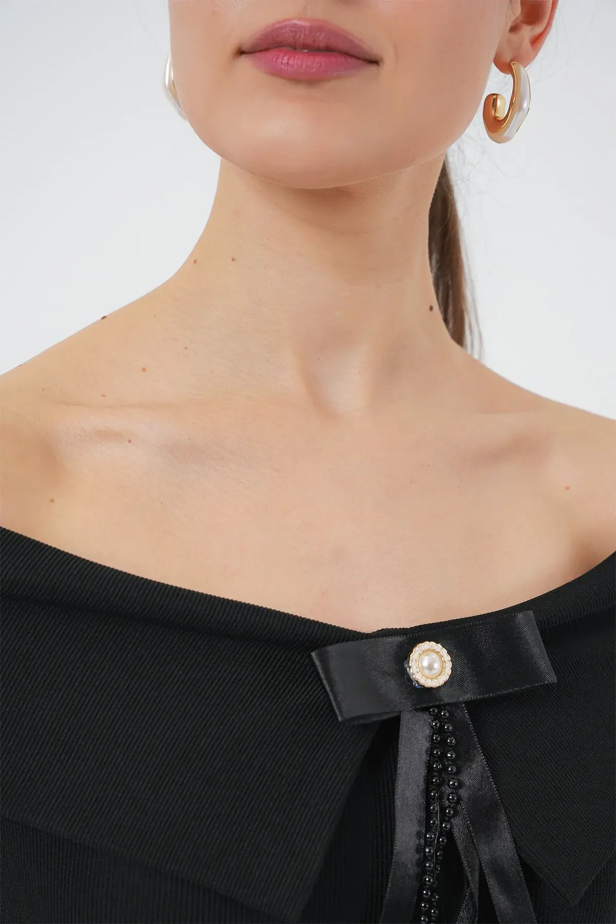 Kurdele Detaylı Örme Bluz 949 - Siyah