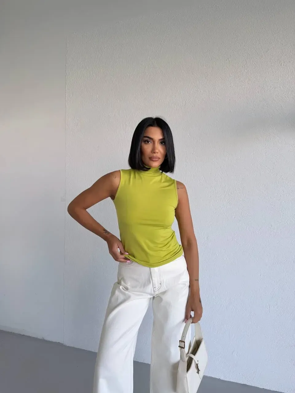 Kadın Fıstık Yeşil Balıkçı Yaka Sıfır Kol Sandy Crop Bluz HZL26S-FRY123931