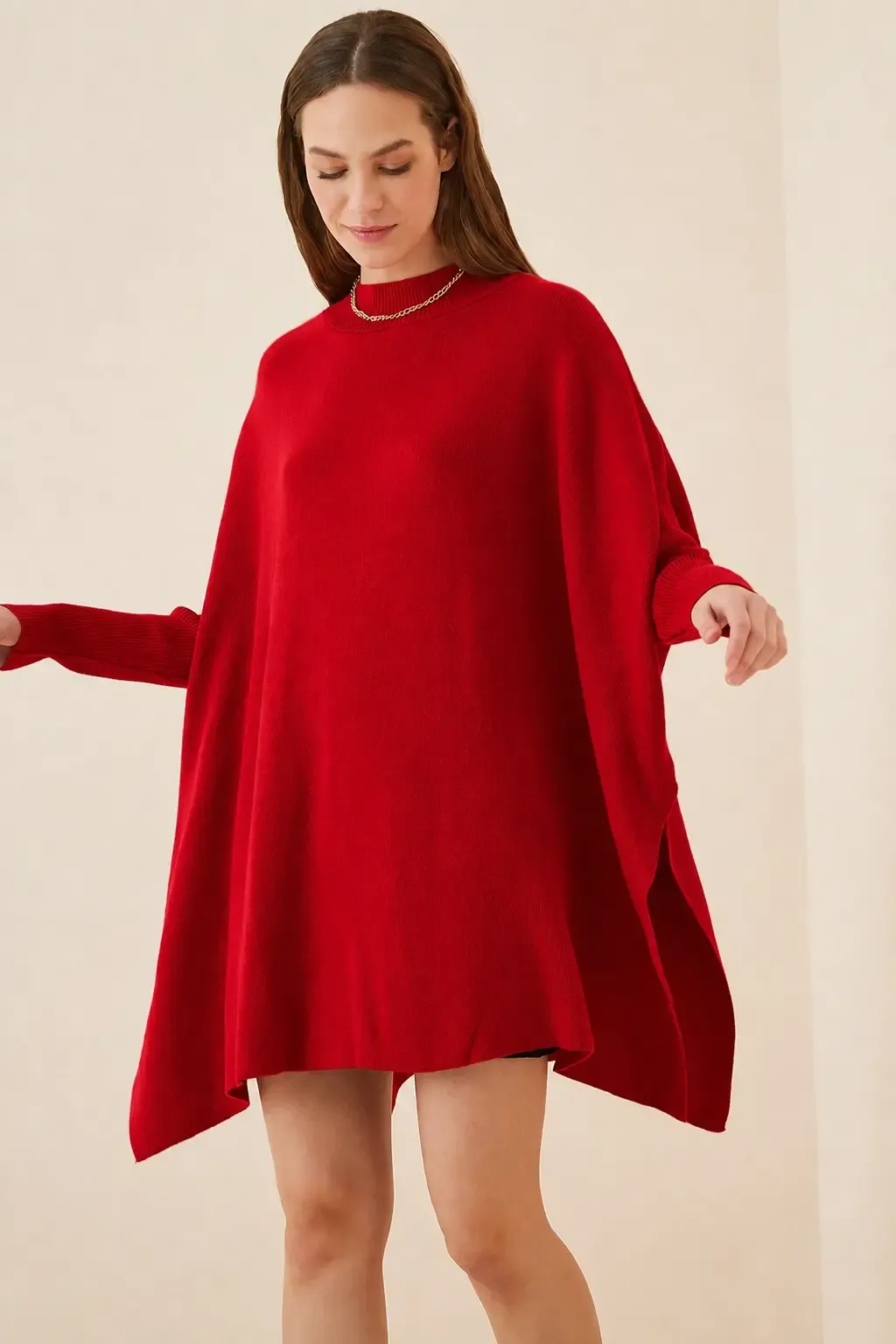 Kadın Kırmızı Oversize Yırtmaçlı Panço Triko Kazak  HZL23W-BD1100761