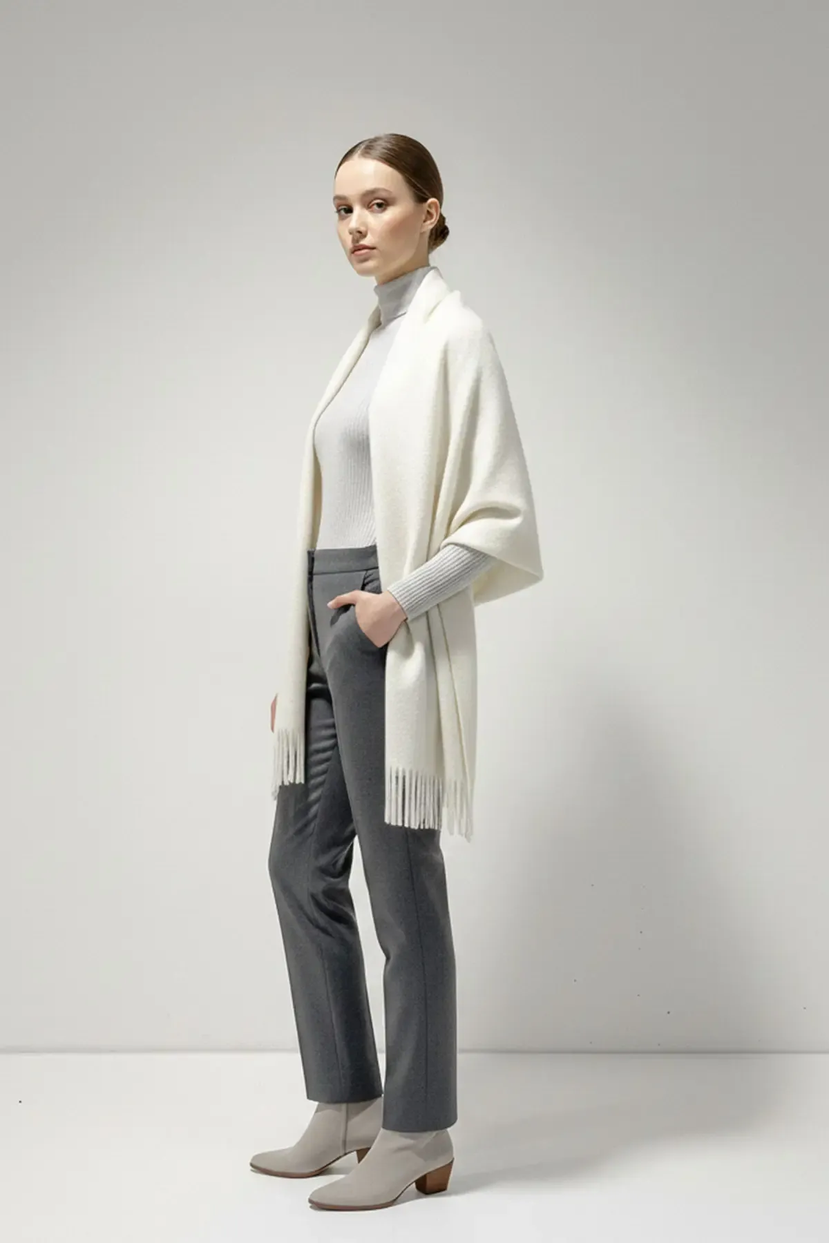 Kadın Yumuşak Dokulu Kalın Şal Atkı 15951 - B.Beyaz