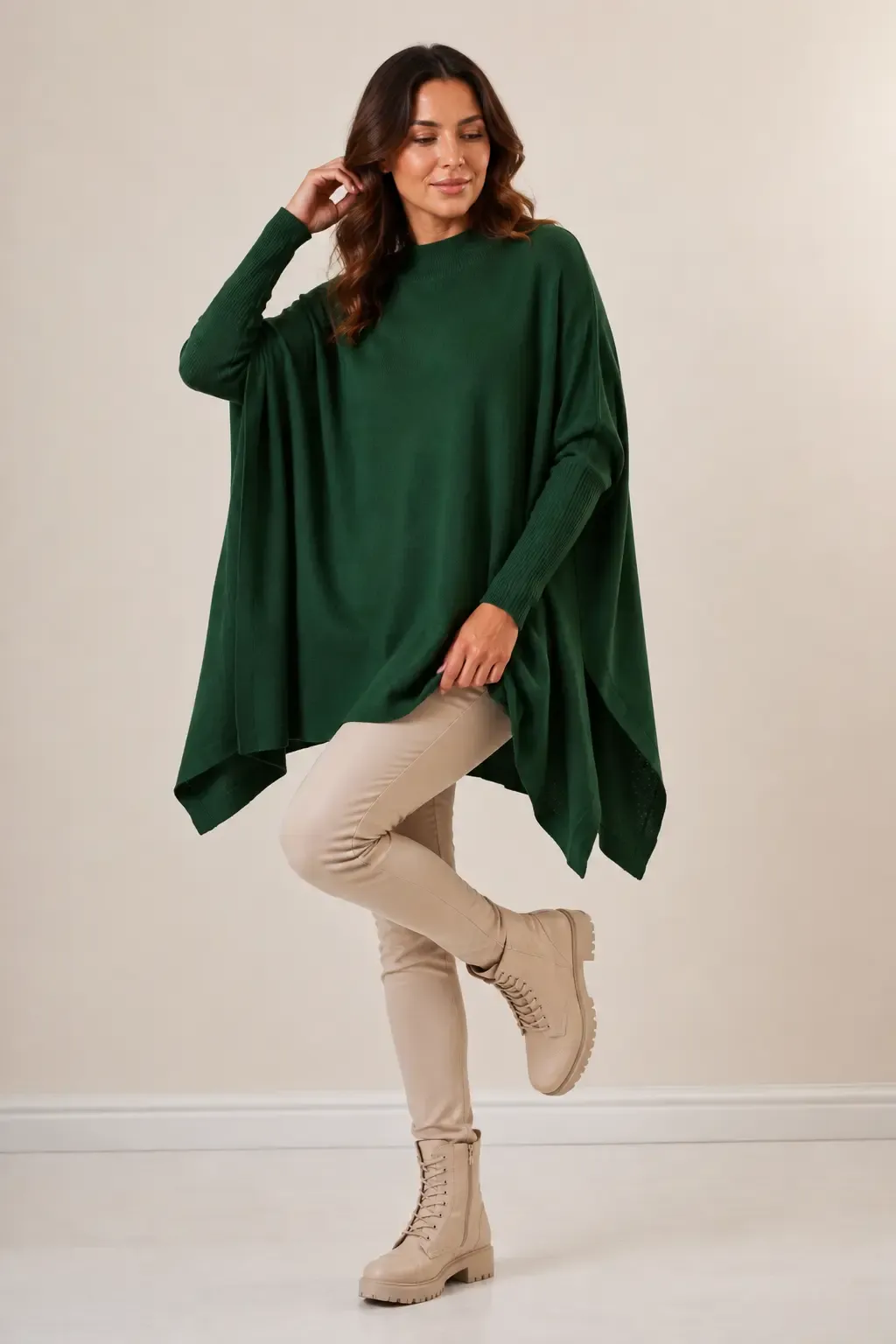 Kadın Zümrüt Yeşil Oversize Yırtmaçlı Panço Triko Kazak Hzl23w-bd1100761