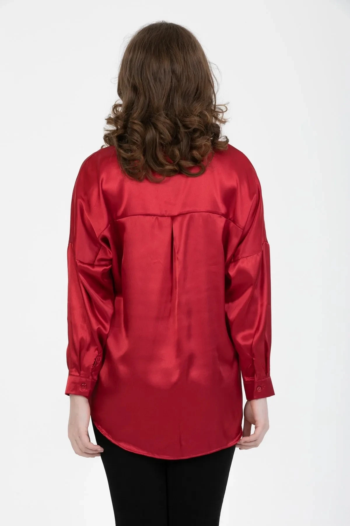 Kadın Bordo Oversize Dökümlü Saten Yüzeyli Gömlek HZL23S-BD139851