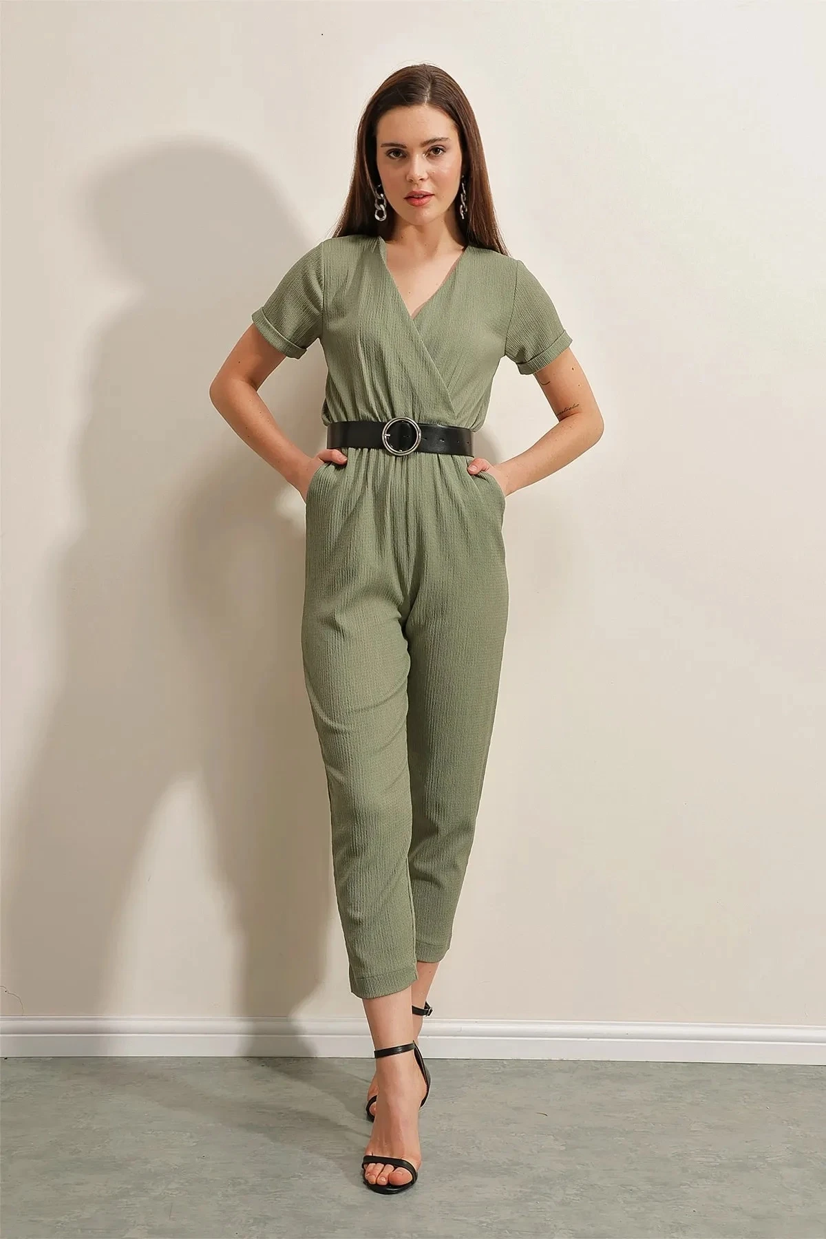 Kadın Haki Beli Lastikli  V Yaka Deri Kemerli Örme Tulum HZL23S-BD170221