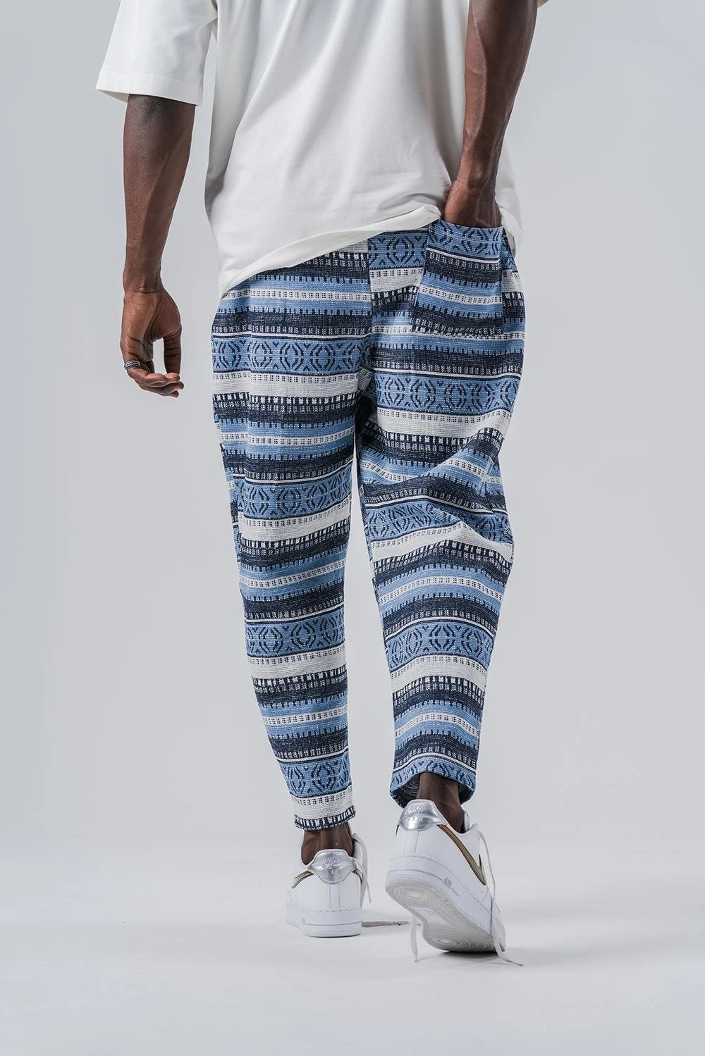 Erkek Mavi Etnik Desenli Beli İp Bağlamalı Düz Kesim Cepli Pantolon Eşofman Altı HZL24S-MXC8948-195