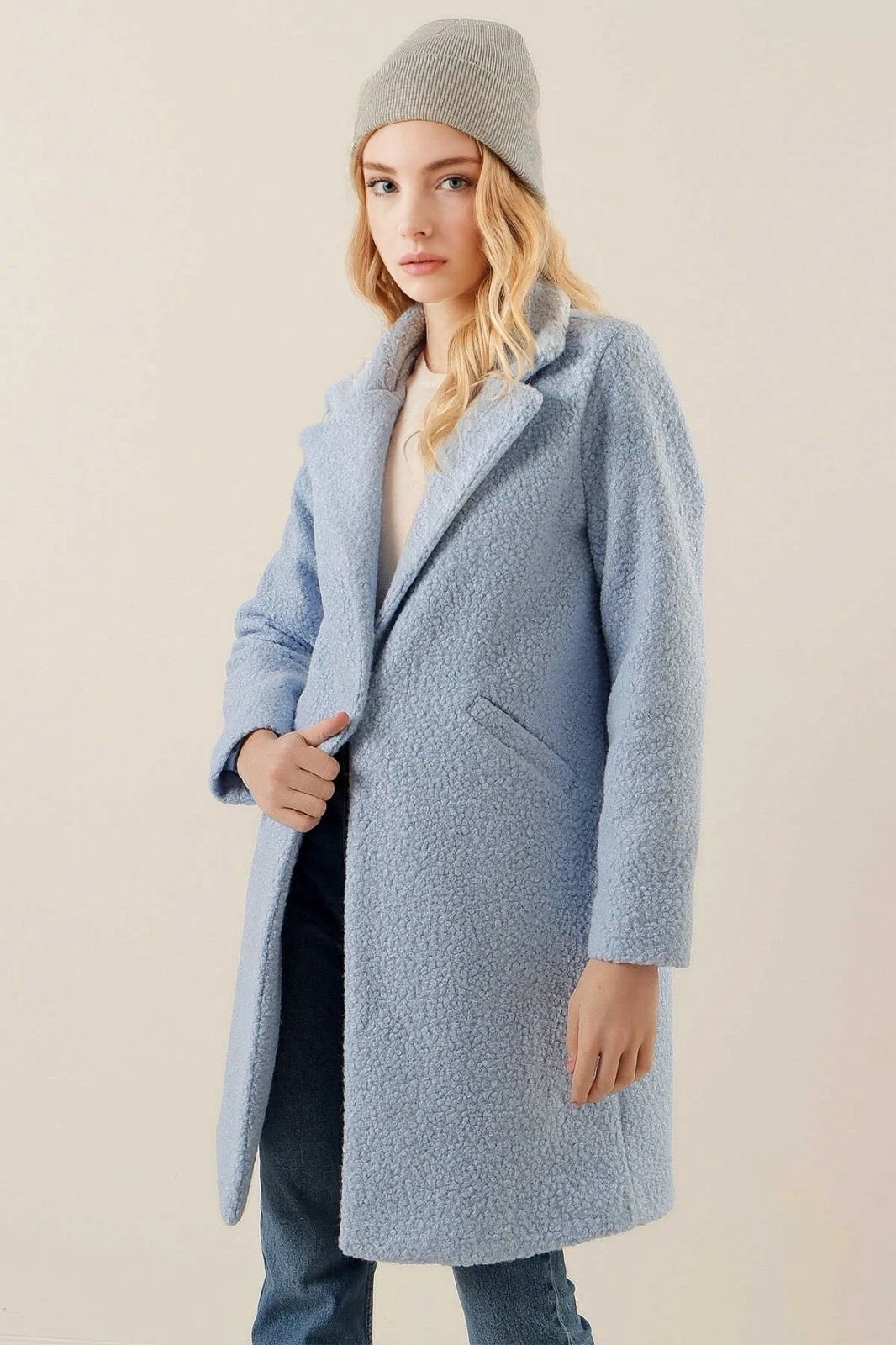 Kadın Bebe Mavi Tek Düğmeli Çift Cepli Astarlı Buklet Kaşe Kaban HZL22W-BD190821