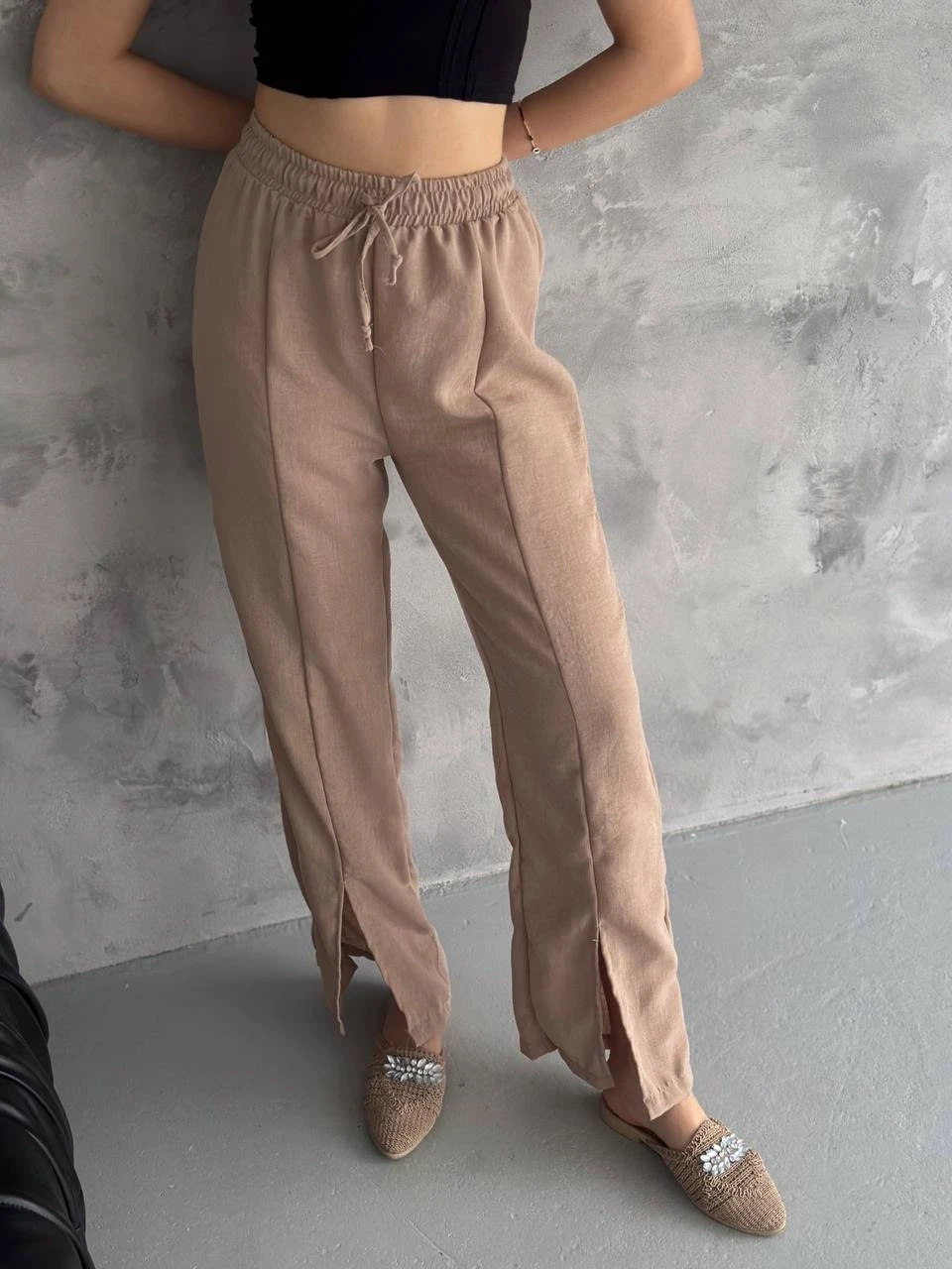 Kadın Bisküvi Lastikli Bel Yırtmaç Detaylı Cepsiz İthal Keten Astarsız Pantolon HZL24S-FRY121941