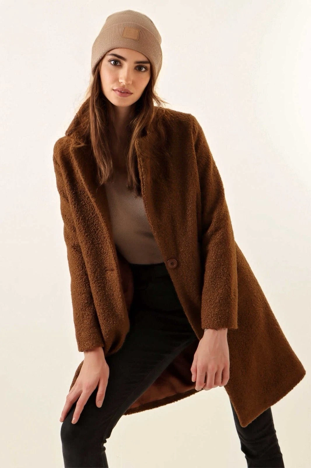 Kadın Kahverengi Tek Düğmeli Çift Cepli Astarlı Buklet Kaşe Kaban HZL22W-BD190821