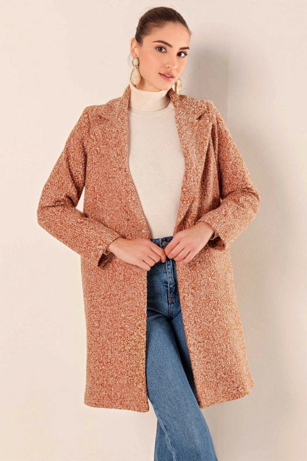 Kadın Kırçıllı Camel Tek Düğmeli Çift Cepli Astarlı Buklet Kaşe Kaban HZL22W-BD190821