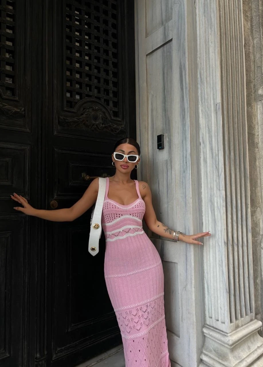 Kadın Pembe Askılı Yırtmaç Detaylı Ajurlu Yazlık Uzun Triko Elbise HZL24S-VL1240461