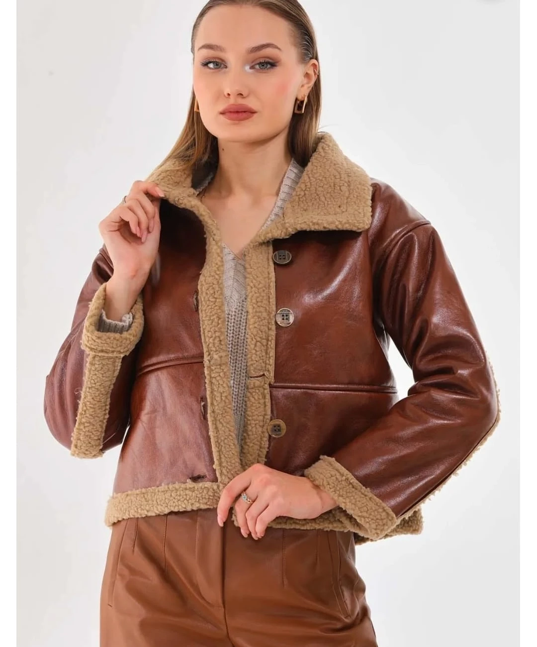 Kadın Taba İçi Kürklü Düğmeli Suni Deri Mont HZL23W-BRC129331