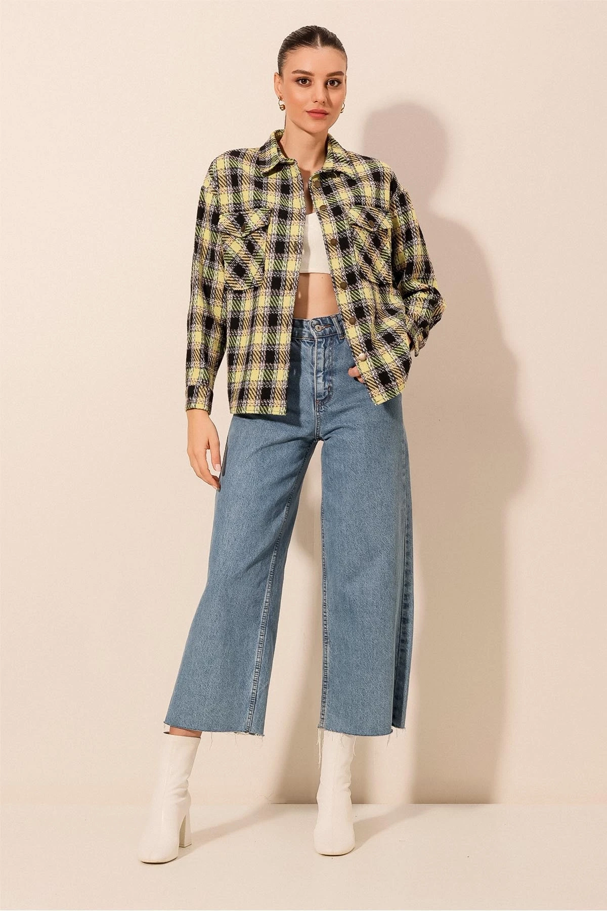 Kadın Yeşil Siyah Metal Düğmeli Ekose Desen Kaşe Oduncu Gömlek HZL24W-BD139541