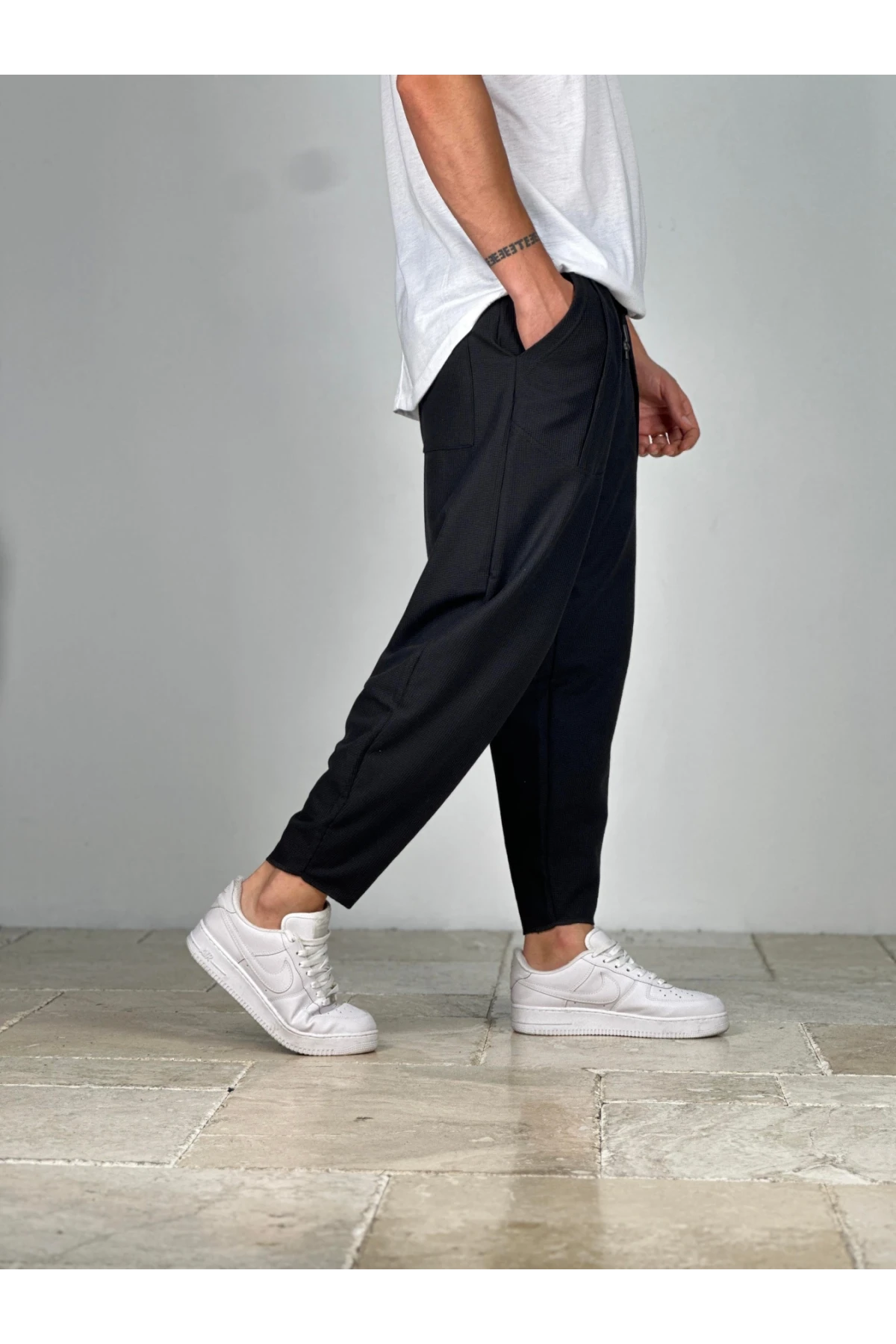 Erkek Siyah Beli İp Bağlamalı Düz Kesim Cepli Pantolon Eşofman Altı HZL24S-MXC8948-29