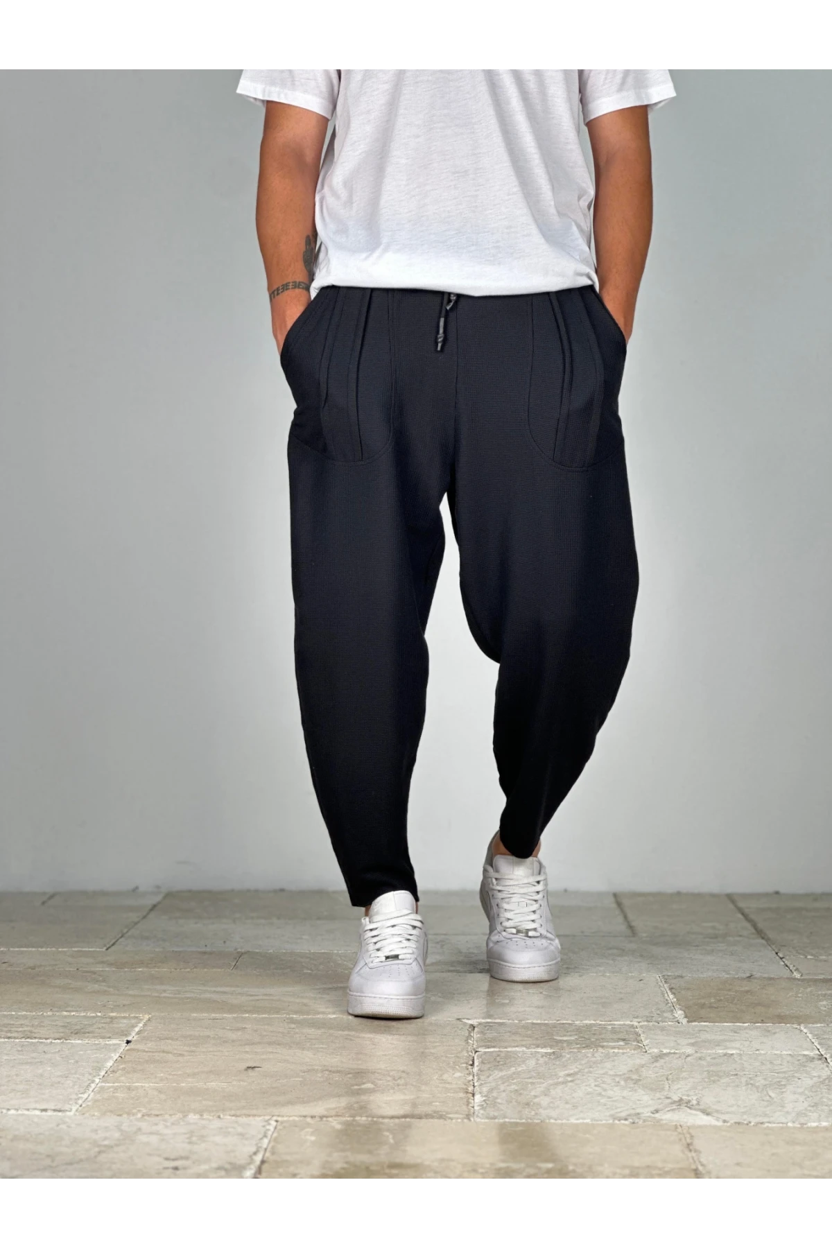 Erkek Siyah Beli İp Bağlamalı Düz Kesim Cepli Pantolon Eşofman Altı HZL24S-MXC8948-29